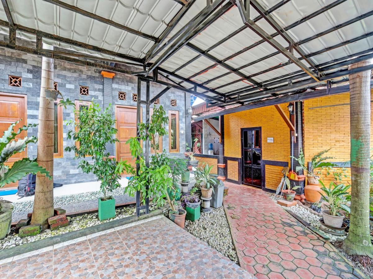 Spot On 91337 Pandu Homestay Klaten Wonogiri Exterior foto